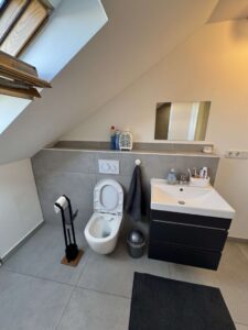 Badezimmer 2.OG (En Suite)